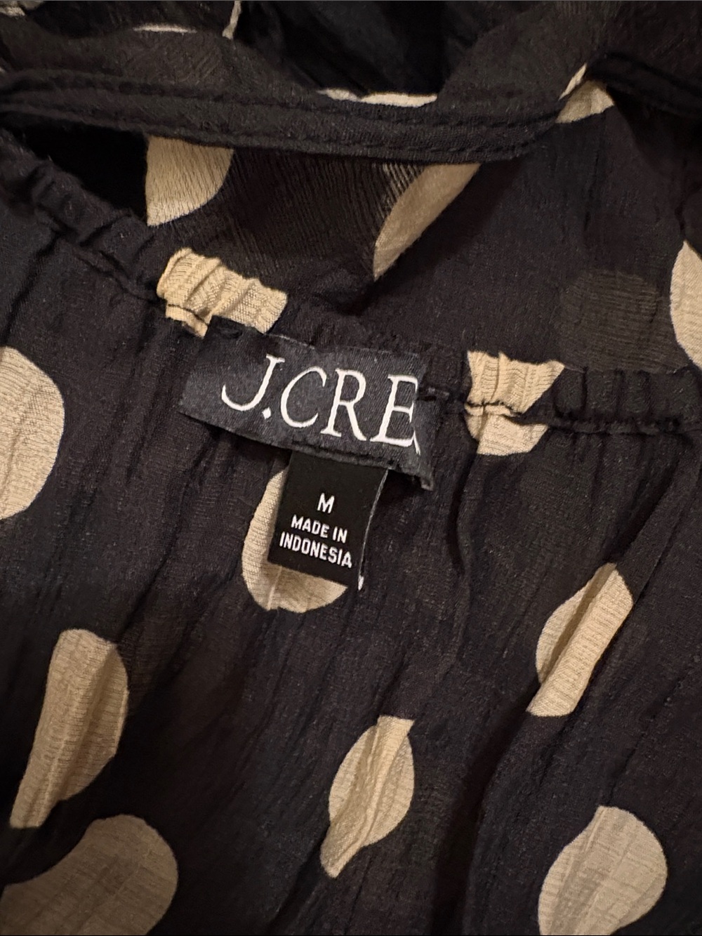 Jcrew Crinkle side-tie dress in dot print
Black off white medium - Picture 6 of 6